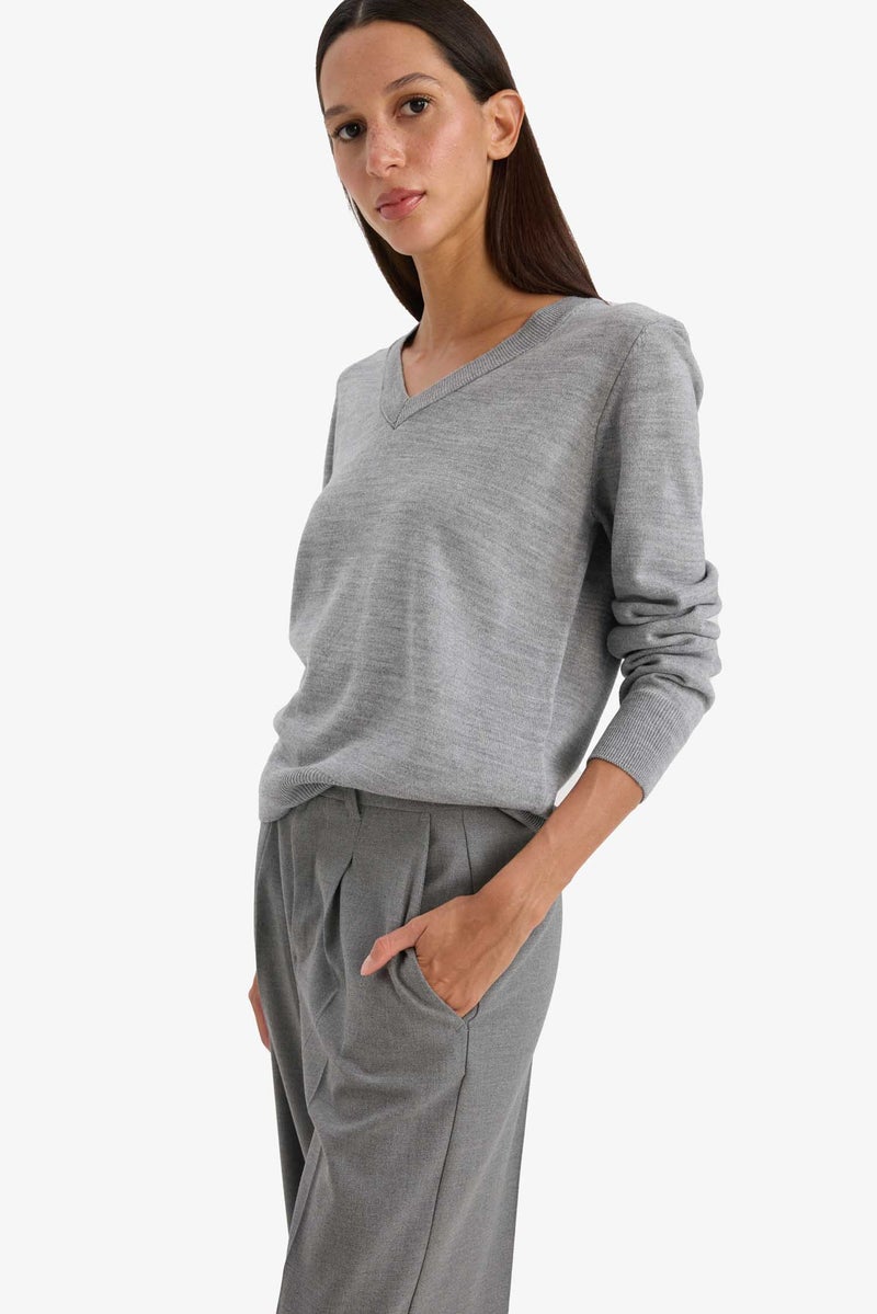 DeFacto Grey Woman Relax Fit V-Neck Knitted Pullover Casual - Image 3